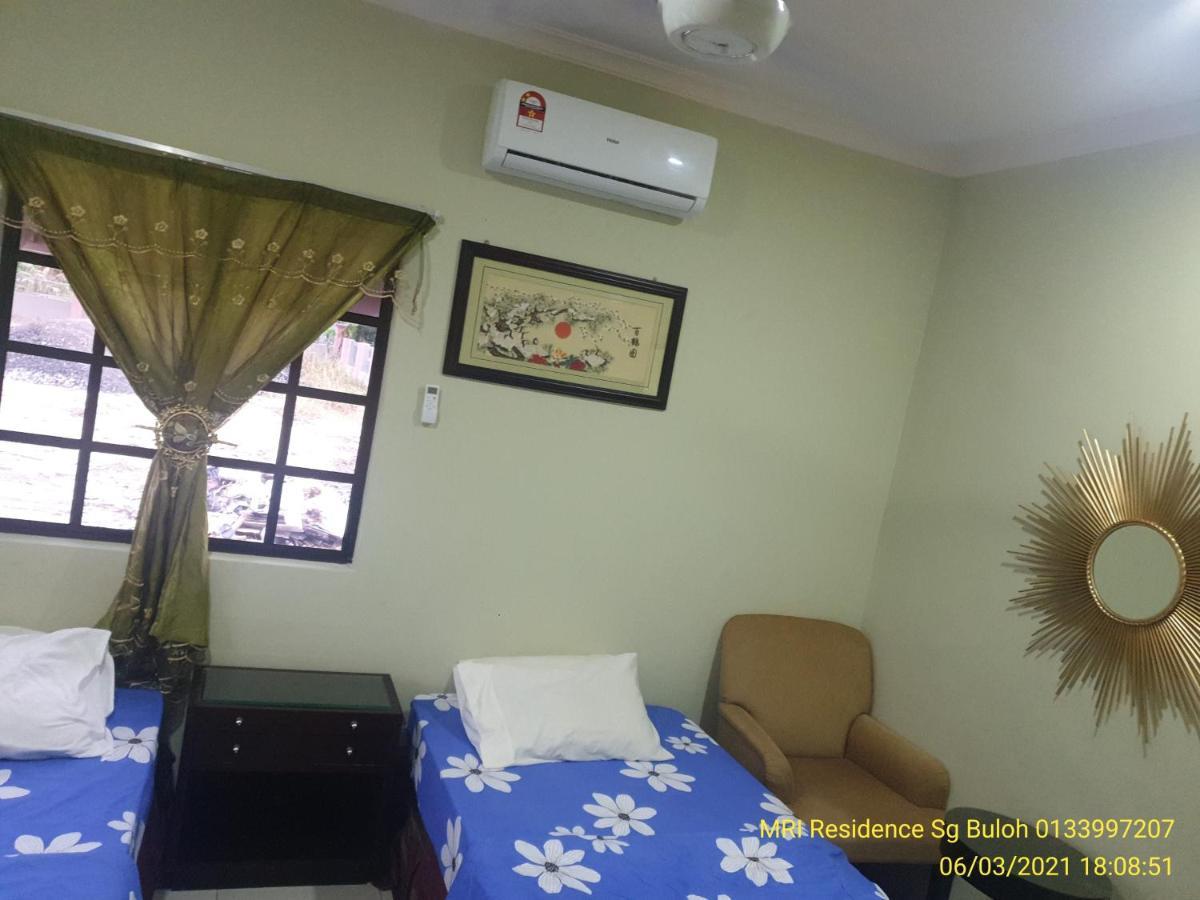 Mri Residence - Homestay In Sg Buloh With Swimming Pool - No Pork&Alcohol Allowed Bandar Puncak Alam Exterior foto