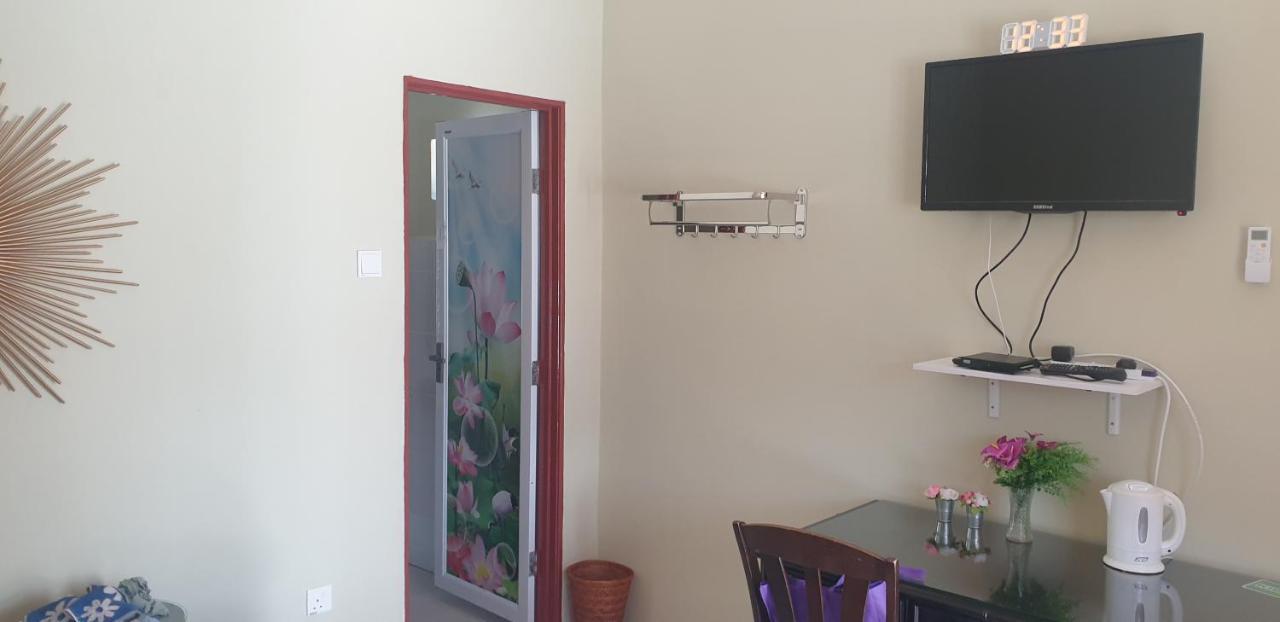 Mri Residence - Homestay In Sg Buloh With Swimming Pool - No Pork&Alcohol Allowed Bandar Puncak Alam Exterior foto