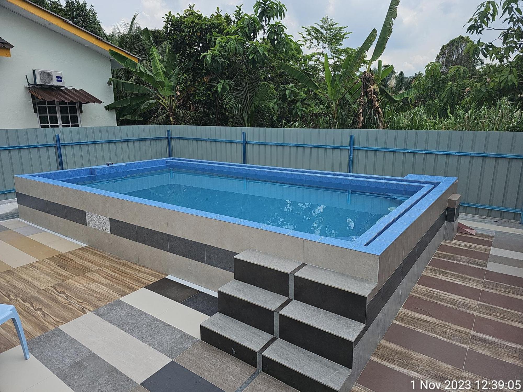 Mri Residence - Homestay In Sg Buloh With Swimming Pool - No Pork&Alcohol Allowed Bandar Puncak Alam Exterior foto