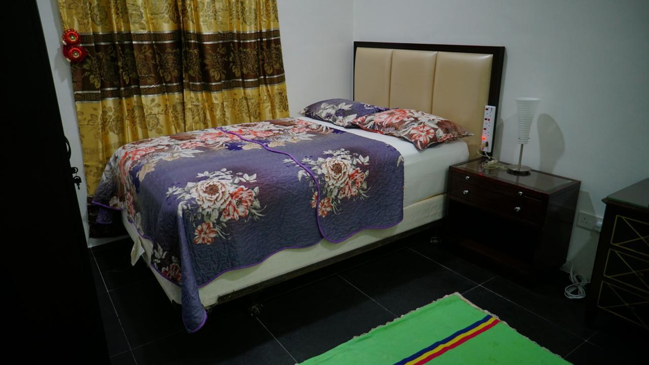 Mri Residence - Homestay In Sg Buloh With Swimming Pool - No Pork&Alcohol Allowed Bandar Puncak Alam Exterior foto